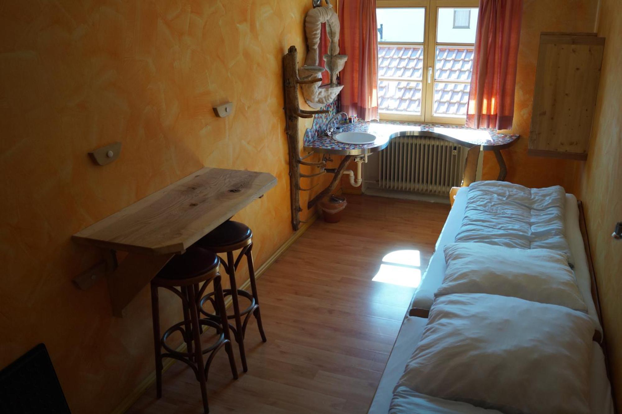 Schiff Bihlerdorf - Hostel Екстер'єр фото