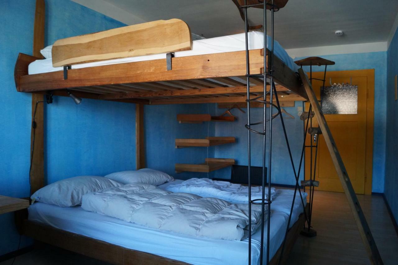 Schiff Bihlerdorf - Hostel Екстер'єр фото