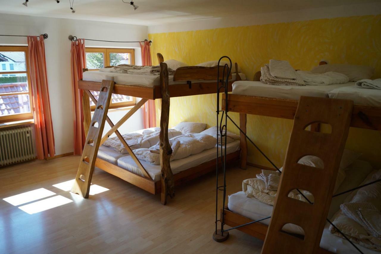 Schiff Bihlerdorf - Hostel Екстер'єр фото