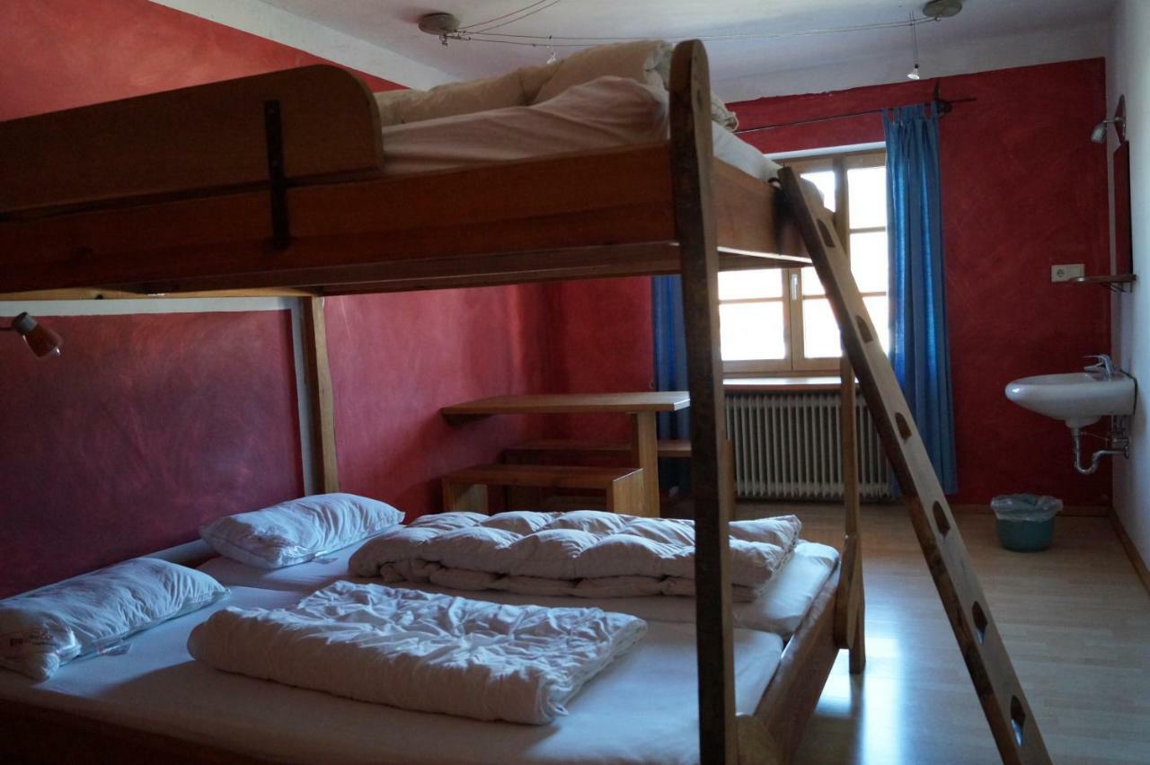 Schiff Bihlerdorf - Hostel Екстер'єр фото