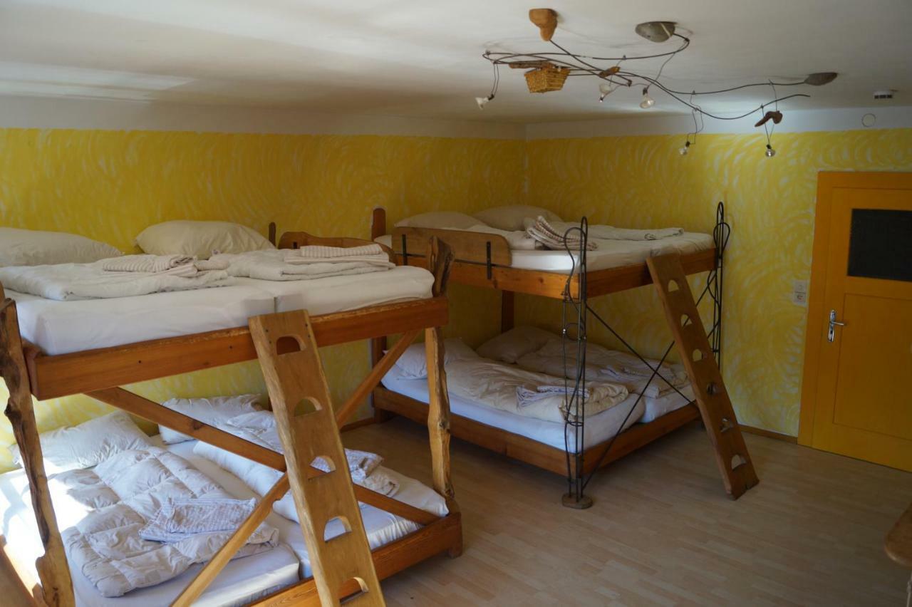 Schiff Bihlerdorf - Hostel Екстер'єр фото