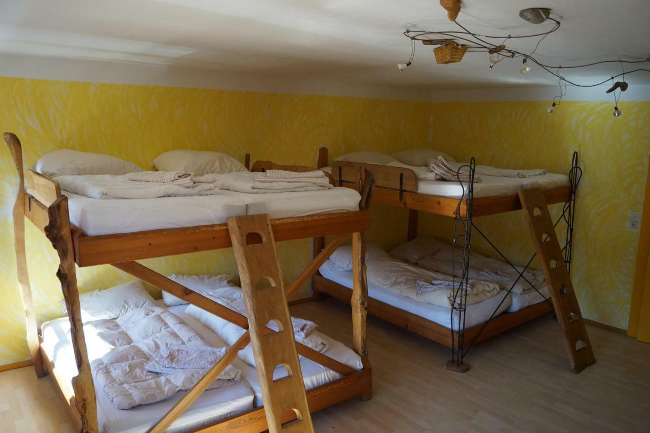Schiff Bihlerdorf - Hostel Екстер'єр фото
